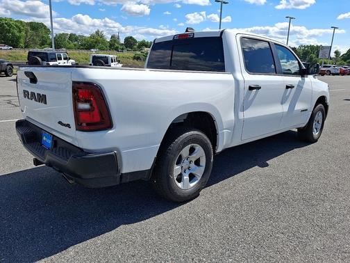 Bright White Clear-Coat Exterior Paint 2026 RAM 1500