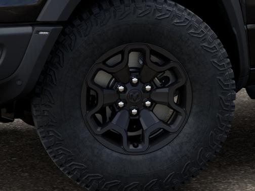 Diamond Black Crystal Pearl-Coat Exterior Paint 2026 RAM 1500 RHO