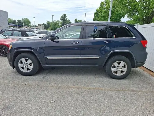Black 2011 Jeep Grand Cherokee Laredo