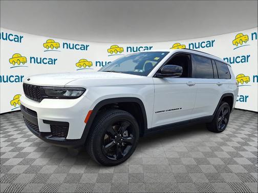 White 2023 Jeep Grand Cherokee L Altitude