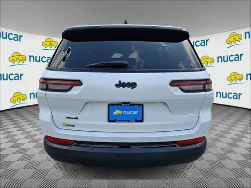 White 2023 Jeep Grand Cherokee L Altitude