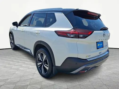 White 2023 Nissan Rogue SL