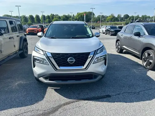 Silver 2022 Nissan Rogue SV