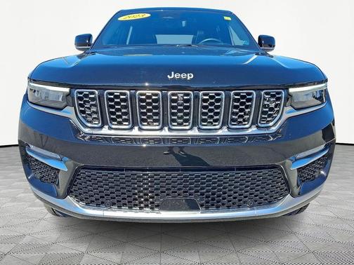 Black 2023 Jeep Grand Cherokee Summit Reserve