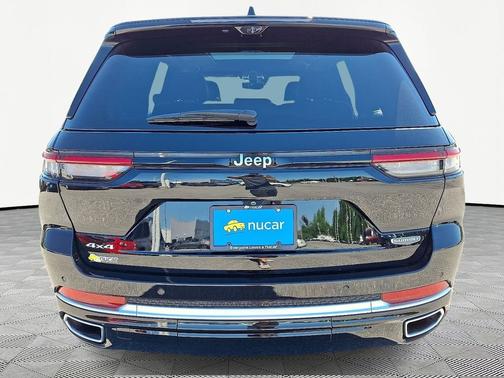 Black 2023 Jeep Grand Cherokee Summit Reserve