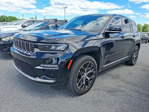 Black 2023 Jeep Grand Cherokee Summit Reserve