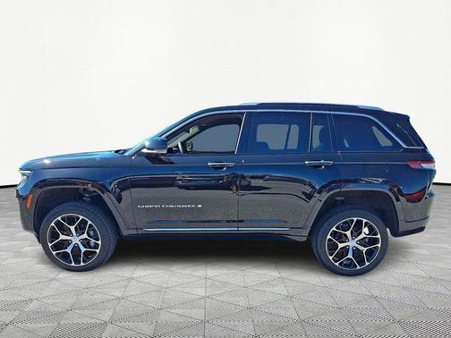 Black 2023 Jeep Grand Cherokee Summit Reserve