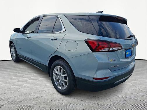 Blue 2022 Chevrolet Equinox LT