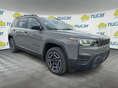 Sting-Gray Clear-Coat Exterior Paint 2026 Jeep Cherokee Laredo