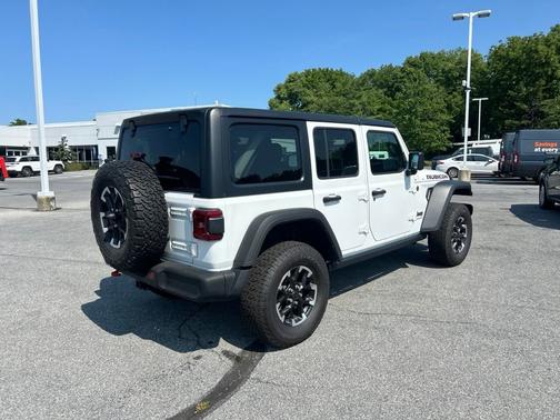 White 2024 Jeep Wrangler Rubicon