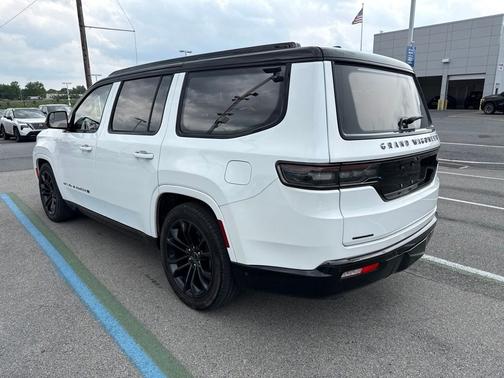 White 2023 Jeep Grand Wagoneer Series III