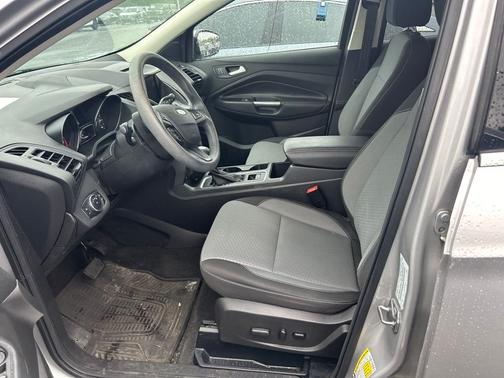 Silver 2017 Ford Escape SE