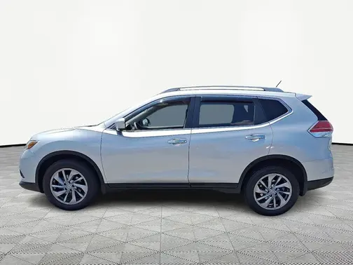 Silver 2015 Nissan Rogue SL