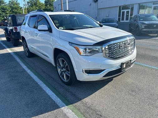 White 2019 GMC Acadia Denali