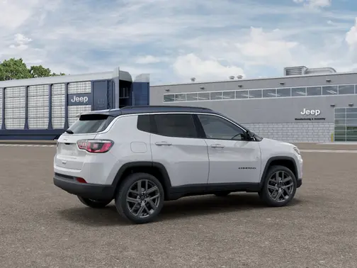 Bright White Clear-Coat Exterior Paint 2026 Jeep Compass Limited