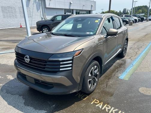 Brown 2025 Nissan Kicks SV