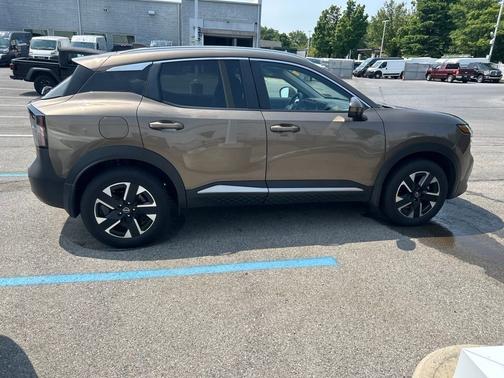 Brown 2025 Nissan Kicks SV