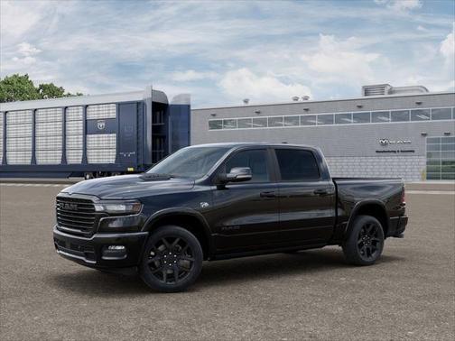 Diamond Black Crystal Pearl-Coat Exterior Paint 2027 RAM 1500 Laramie