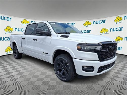 Bright White Clearcoat 2026 RAM 1500 Big Horn/Lone Star