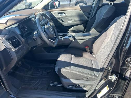 Black 2021 Nissan Rogue SV