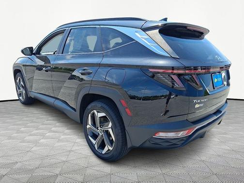 Black 2023 Hyundai TUCSON SEL