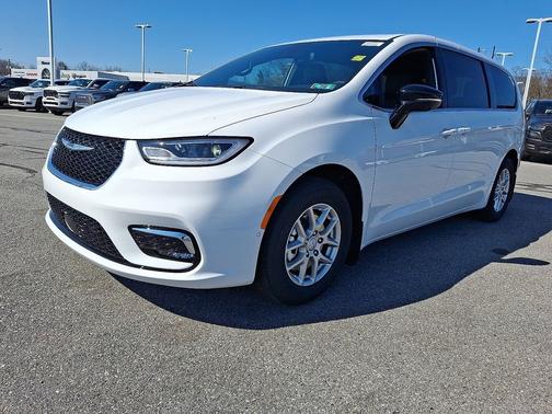Bright White Clear-Coat Exterior Paint 2026 Chrysler Pacifica Select