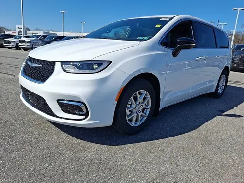 Bright White Clear-Coat Exterior Paint 2026 Chrysler Pacifica Select