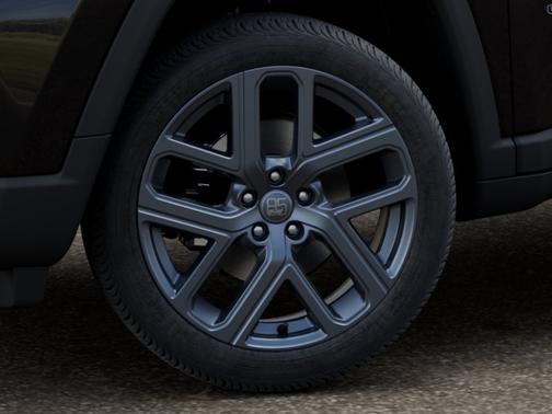 Diamond Black Crystal Pearl-Coat Exterior Paint 2026 Jeep Compass