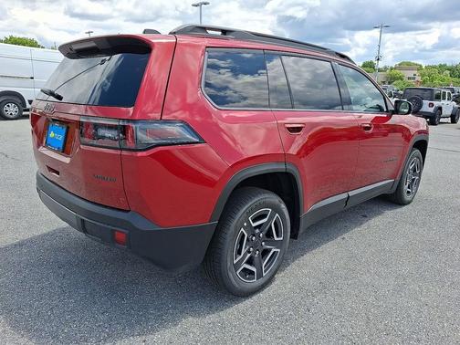 Red Hot Pearl-Coat Exterior Paint 2026 Jeep Cherokee Limited