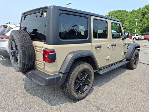Limited Edition Gobi Clearcoat 2022 Jeep Wrangler Unlimited Sport Altitude