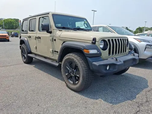 Limited Edition Gobi Clearcoat 2022 Jeep Wrangler Unlimited Sport Altitude