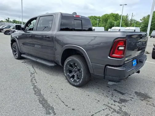 Granite Crystal Metallic Clear-Coat Exterior Paint 2026 RAM 1500 Big Horn/Lone Star
