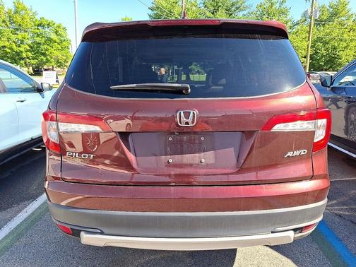 Red 2020 Honda Pilot EX-L