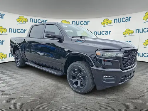Diamond Black Crystal Pearl-Coat Exterior Paint 2026 RAM 1500 Big Horn/Lone Star