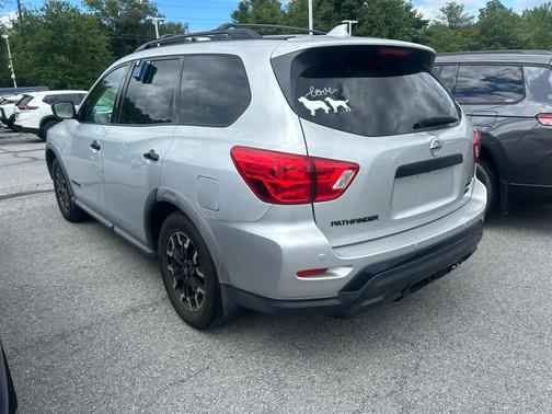 Silver 2020 Nissan Pathfinder SV