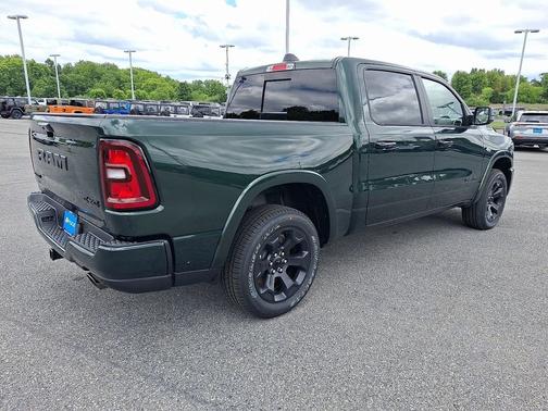 Serrano-Green Metallic Exterior Paint 2026 RAM 1500 Big Horn/Lone Star