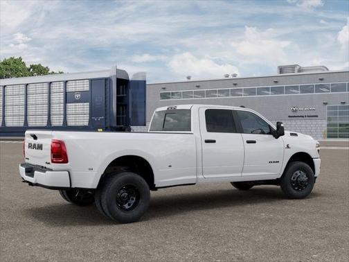 Bright White Clearcoat 2026 RAM 3500 Big Horn