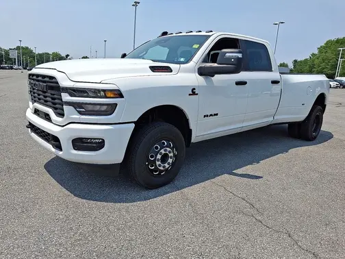 Bright White Clear-Coat Exterior Paint 2026 RAM 3500 Big Horn