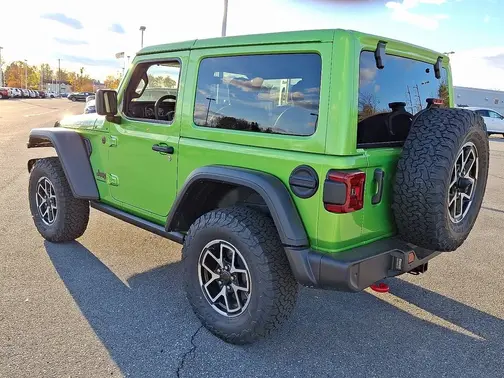 Mojito Clear-Coat Exterior Paint 2026 Jeep Wrangler Rubicon