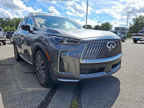 Gray 2026 INFINITI QX60 LUXE