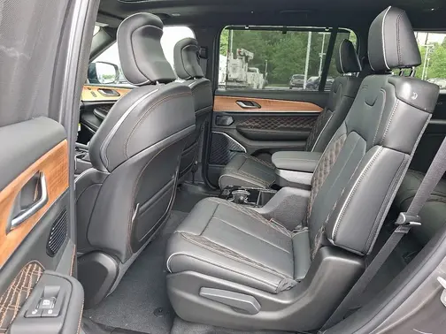 Baltic Gray Metallic Clear-Coat Exterior Paint 2026 Jeep Grand Cherokee L Summit