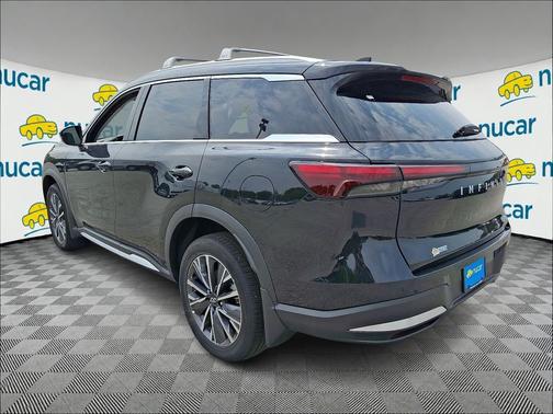 Black 2026 INFINITI QX60 LUXE