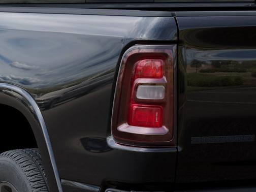 Diamond Black Crystal Pearl-Coat Exterior Paint 2026 RAM 1500 BIG HORN