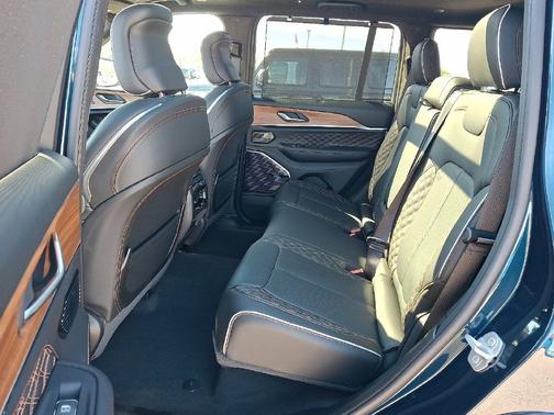 Fathom Blue Pearl-Coat Paint 2027 Jeep Grand Cherokee Summit 4x4