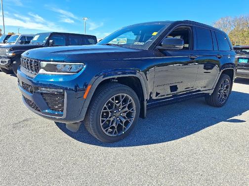 Fathom Blue Pearl-Coat Paint 2027 Jeep Grand Cherokee Summit 4x4