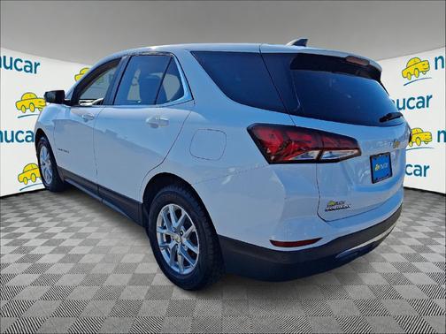 White 2023 Chevrolet Equinox LT