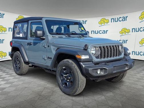 Anvil Clear-Coat Exterior Paint 2026 Jeep Wrangler Sport