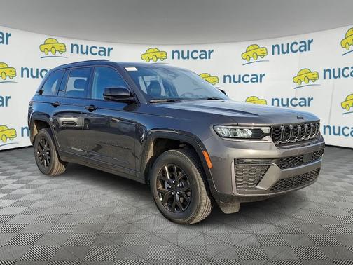 Baltic Gray Metallic Clear-Coat Exterior Paint 2026 Jeep Grand Cherokee Altitude