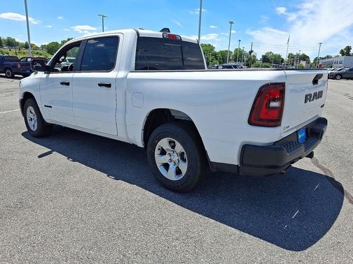 Bright White Clear-Coat Exterior Paint 2026 RAM 1500