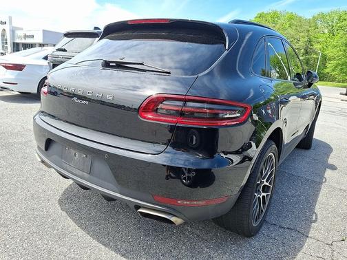 Black 2018 Porsche Macan Sport Edition